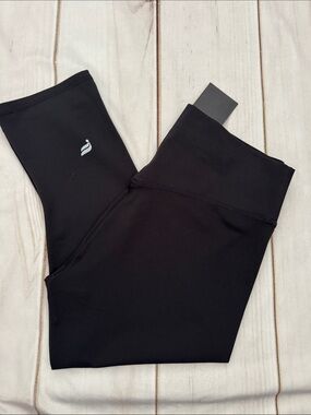 Fabletics Capri leggings
